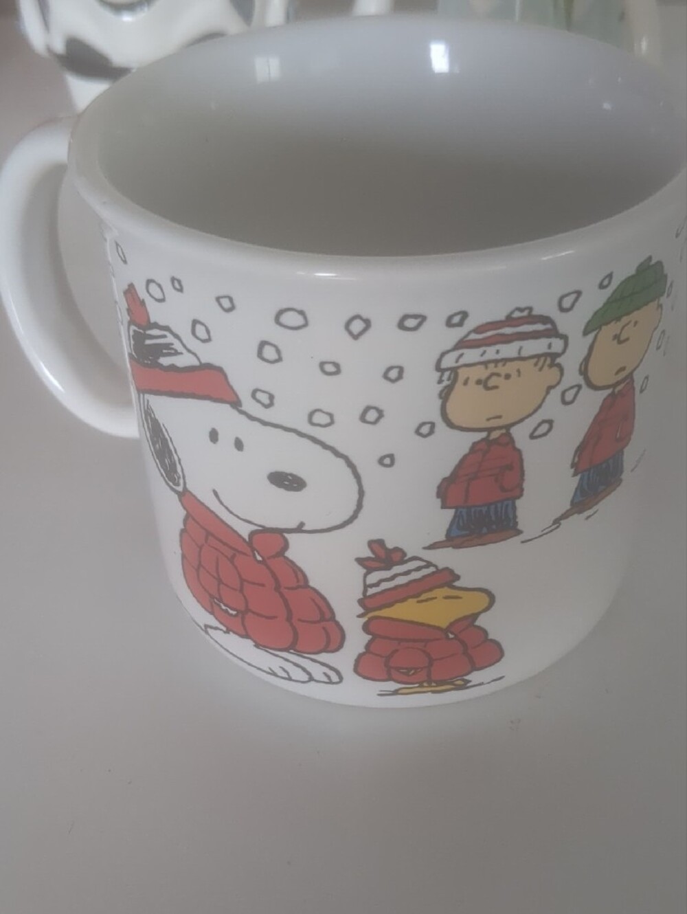 Peanuts White Ceramic Mug with Red Winter Characters - Picture 2 of 5